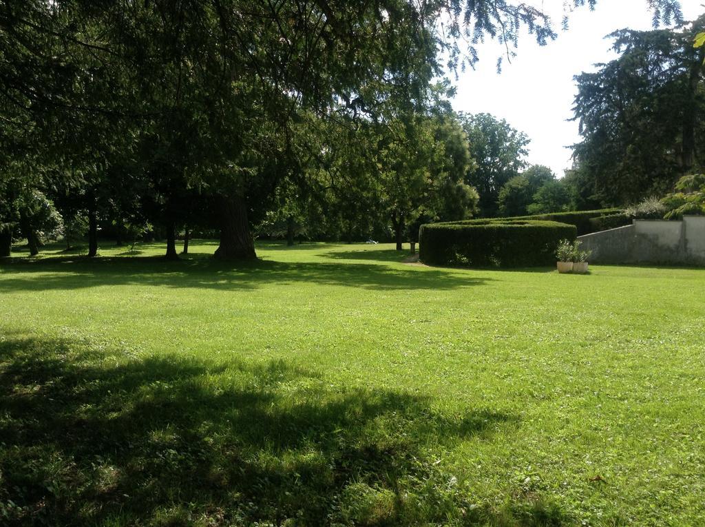 Chateau De Prety - Maison D'Hotes エクステリア 写真
